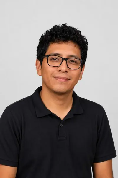 Mateo, Director de Arte y Control de Calidad